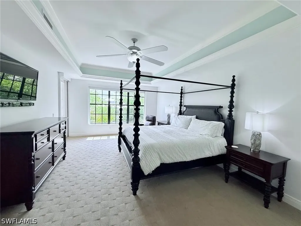 705 10th Street S Naples FL 34102
