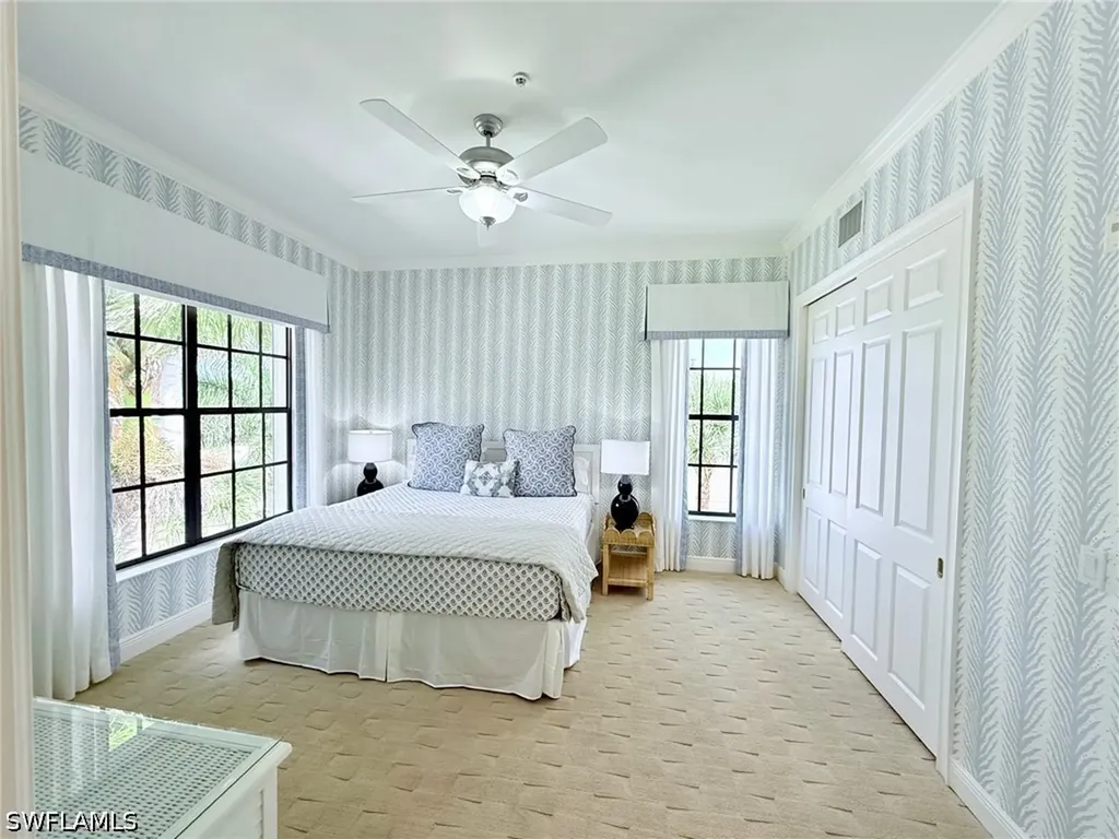705 10th Street S Naples FL 34102