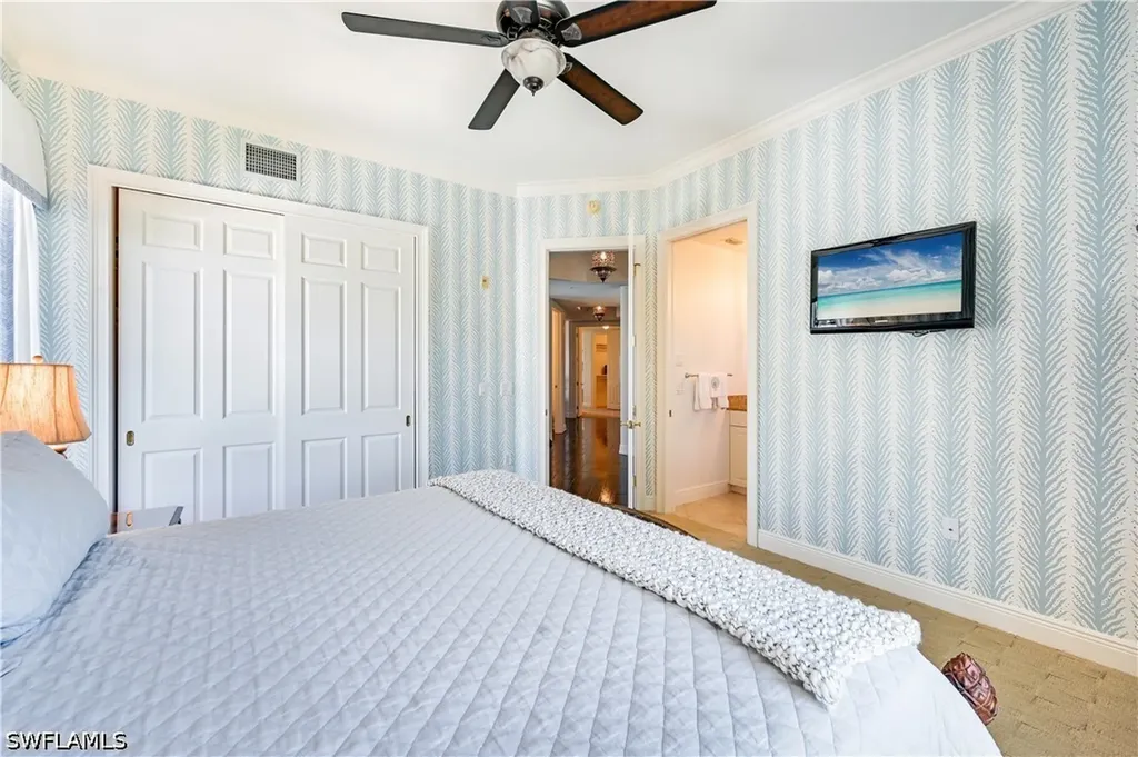 705 10th Street S Naples FL 34102