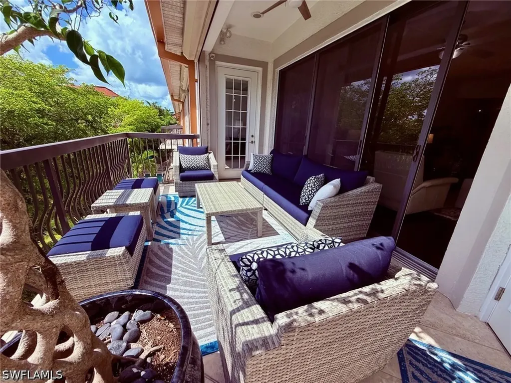 705 10th Street S Naples FL 34102