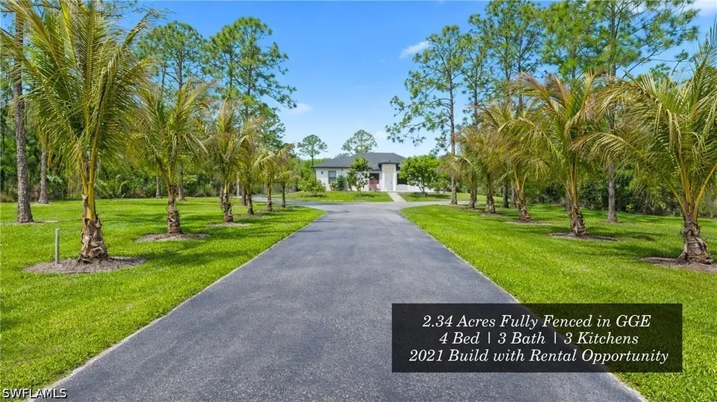 6275 Everglades Boulevard N Naples FL 34120