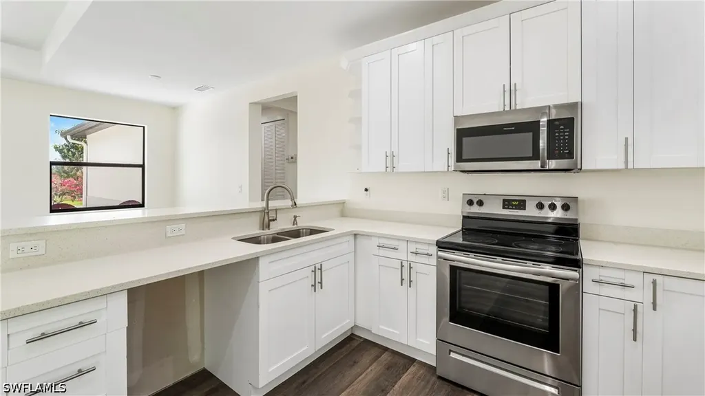 6275 Everglades Boulevard N Naples FL 34120