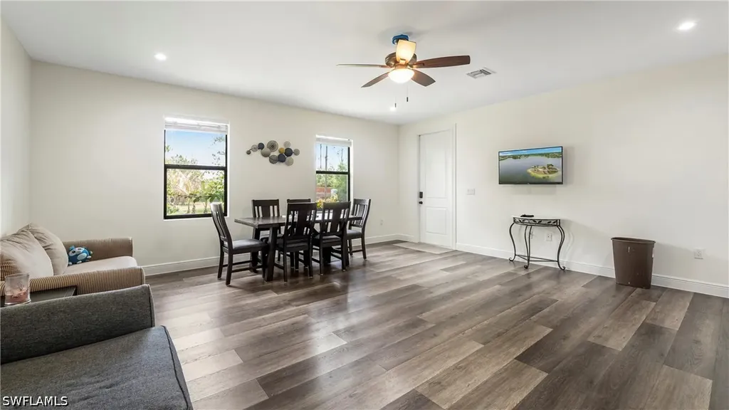 6275 Everglades Boulevard N Naples FL 34120
