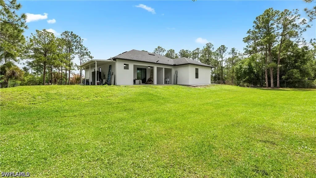 6275 Everglades Boulevard N Naples FL 34120