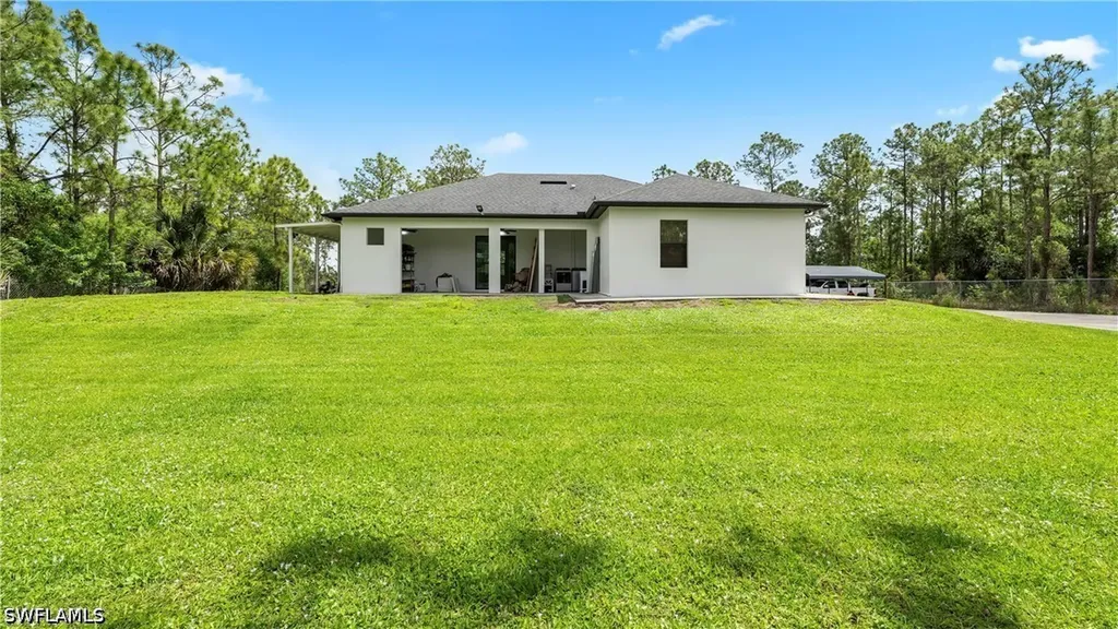 6275 Everglades Boulevard N Naples FL 34120