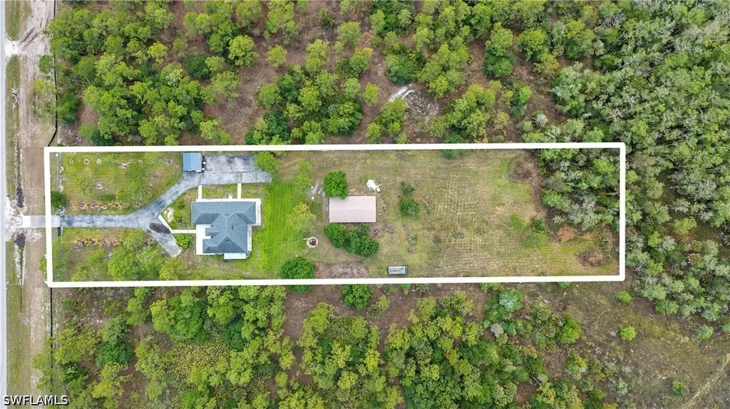 6275 Everglades Boulevard N Naples FL 34120