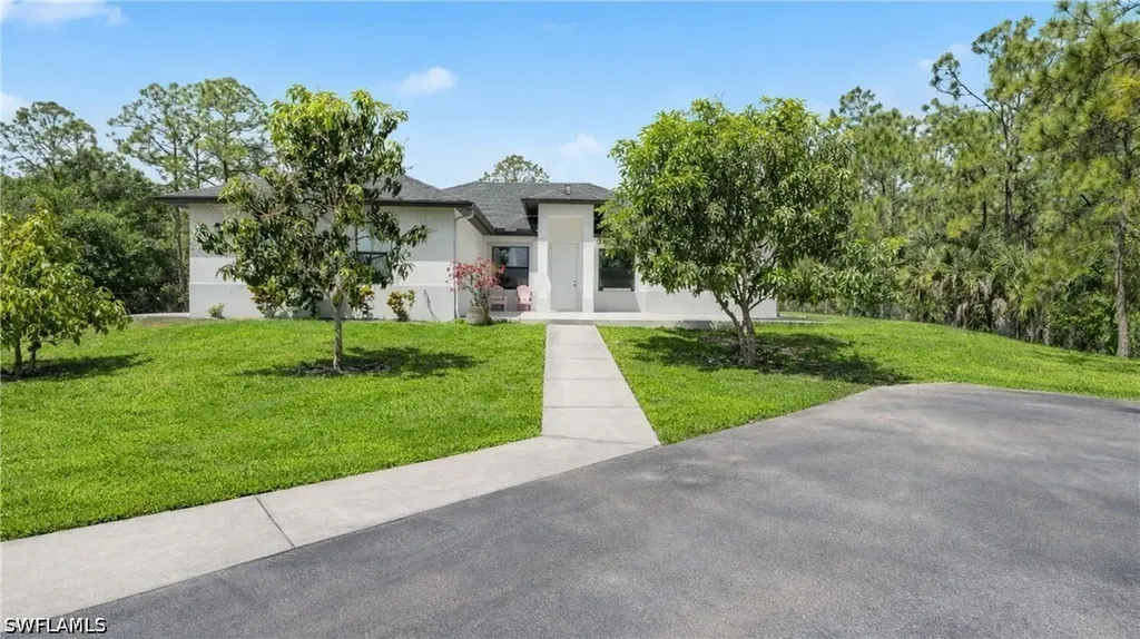 6275 Everglades Boulevard N Naples FL 34120