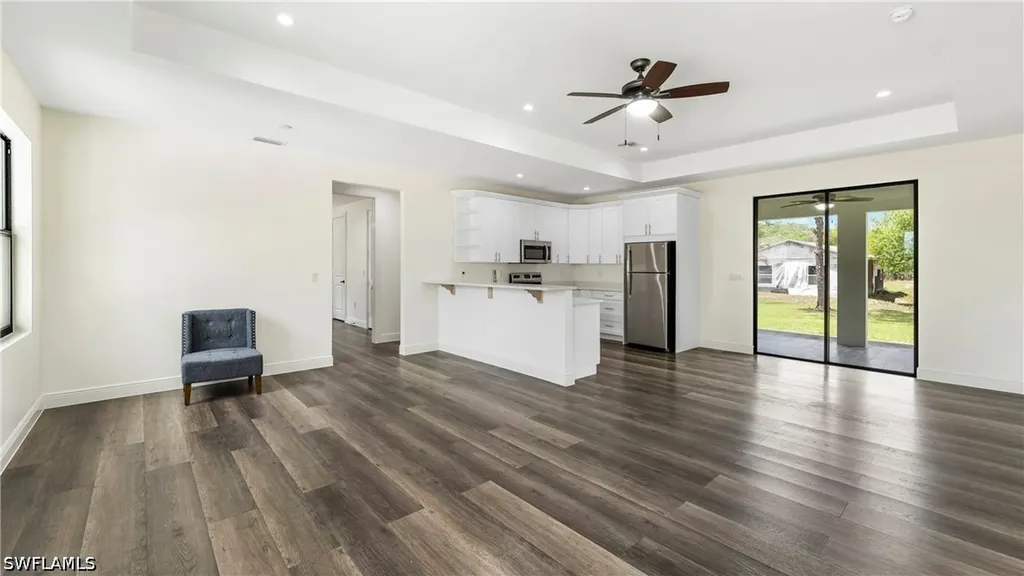6275 Everglades Boulevard N Naples FL 34120