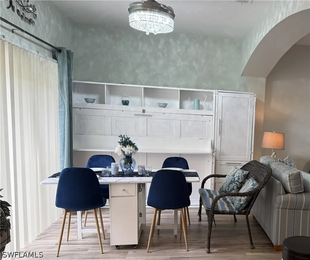 3304 Lisa Lane Naples FL 34109