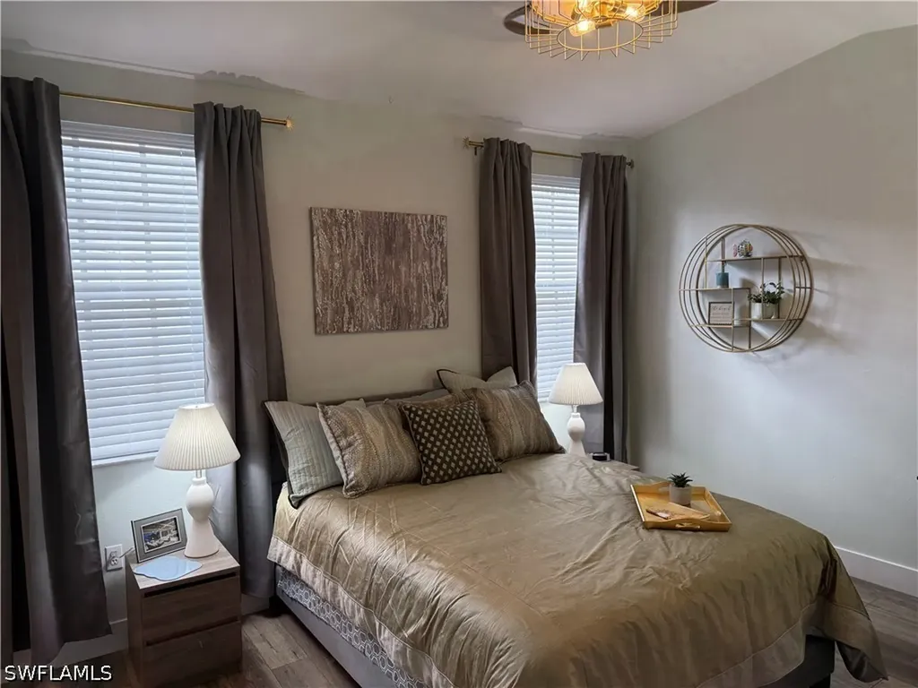 3304 Lisa Lane Naples FL 34109
