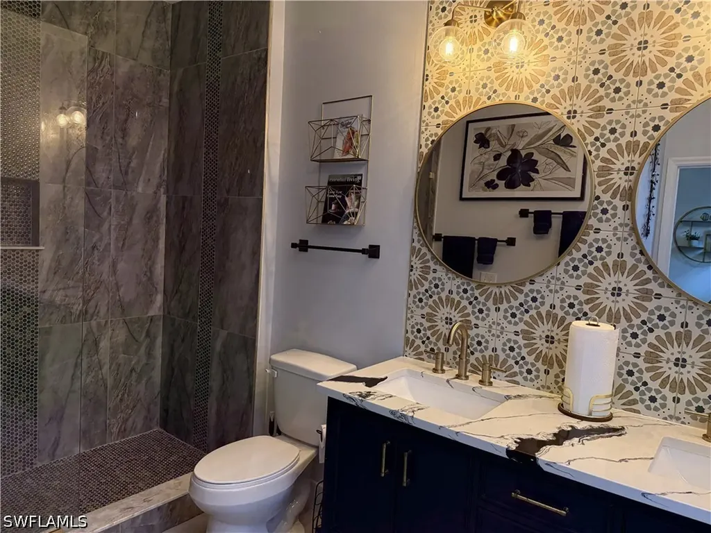 3304 Lisa Lane Naples FL 34109