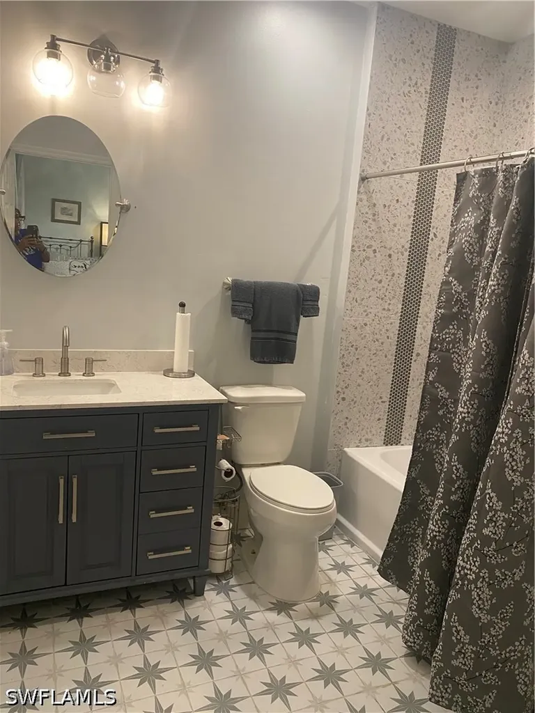 3304 Lisa Lane Naples FL 34109