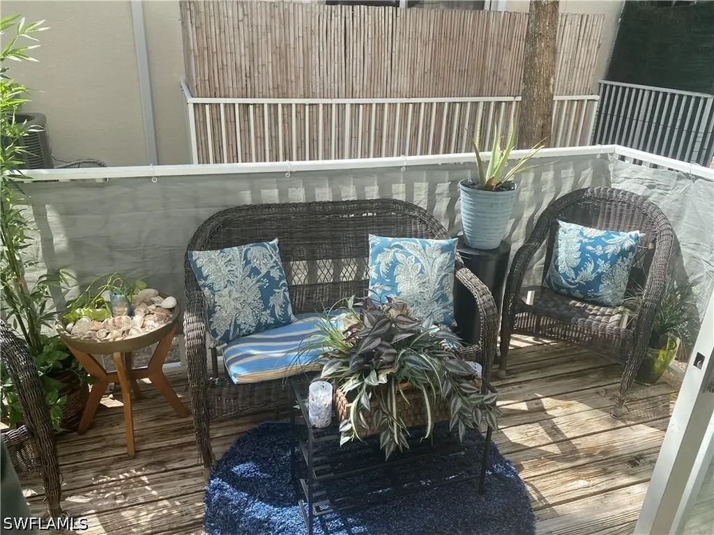 3304 Lisa Lane Naples FL 34109