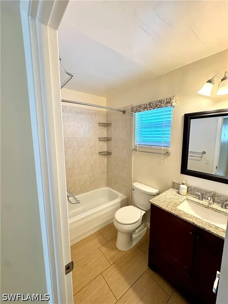 225 Turtle Lake Court Naples FL 34105