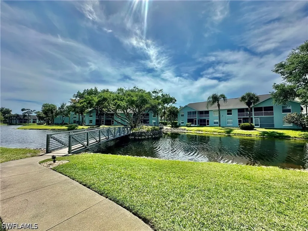 137 Wading Bird Circle Naples FL 34110