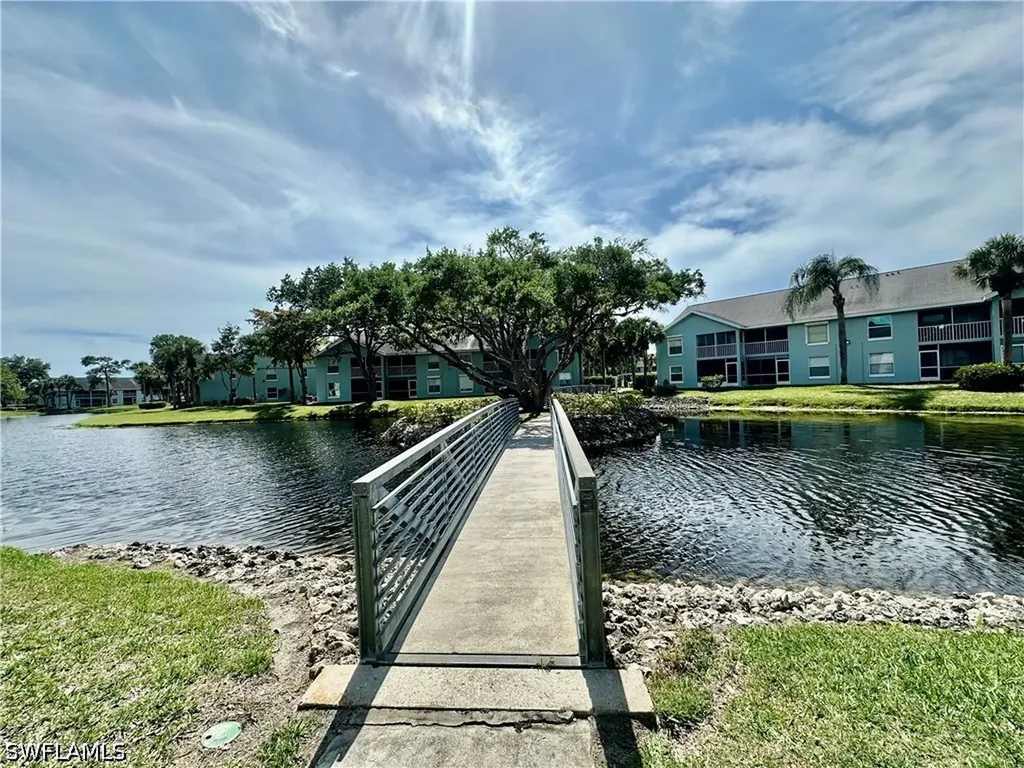 137 Wading Bird Circle Naples FL 34110