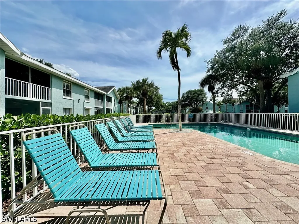 137 Wading Bird Circle Naples FL 34110