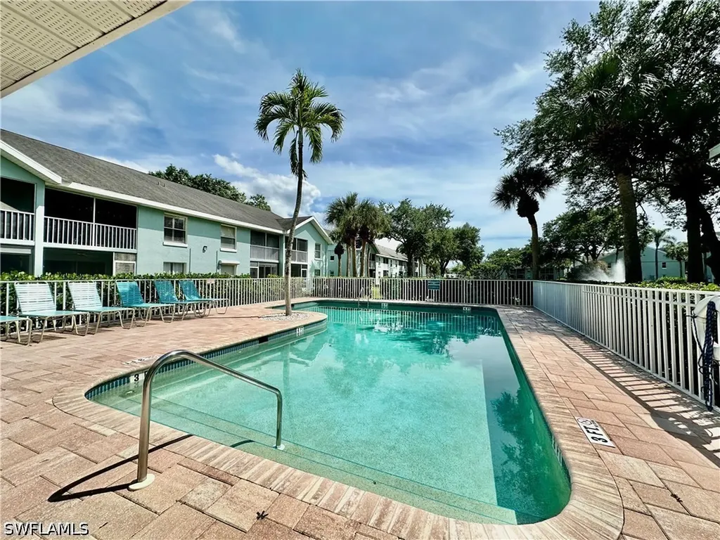 137 Wading Bird Circle Naples FL 34110