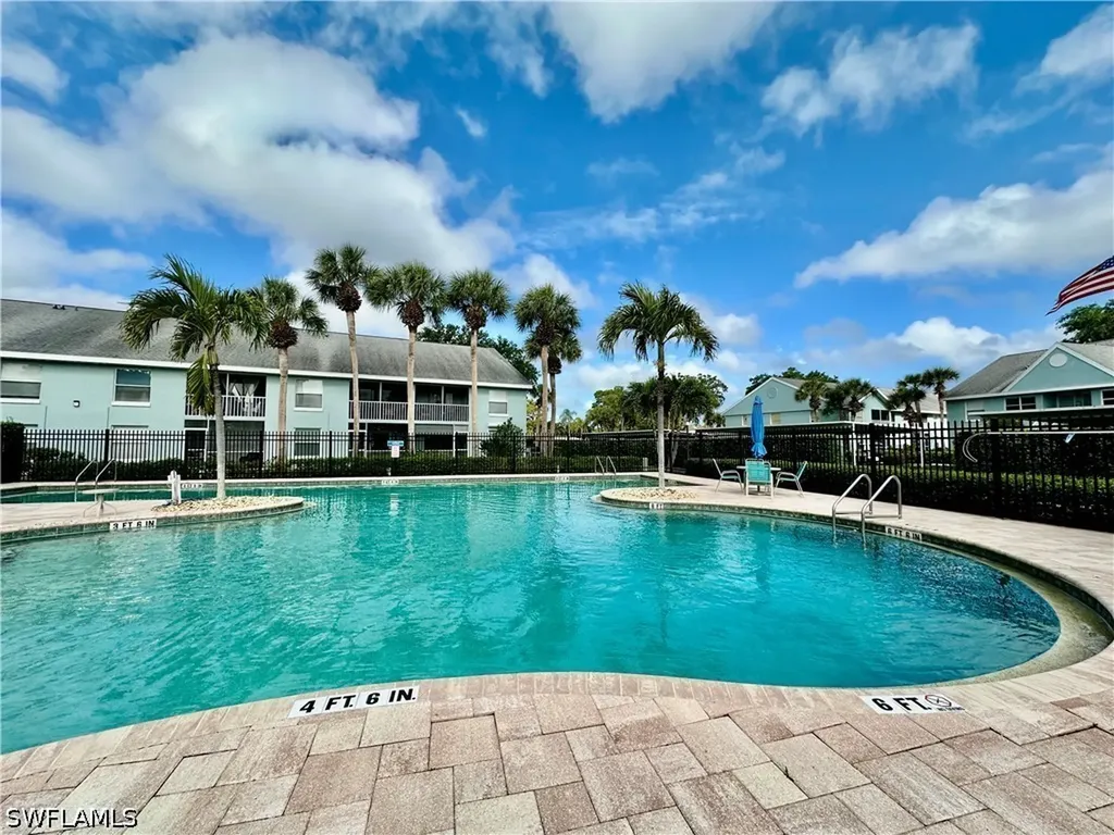 137 Wading Bird Circle Naples FL 34110