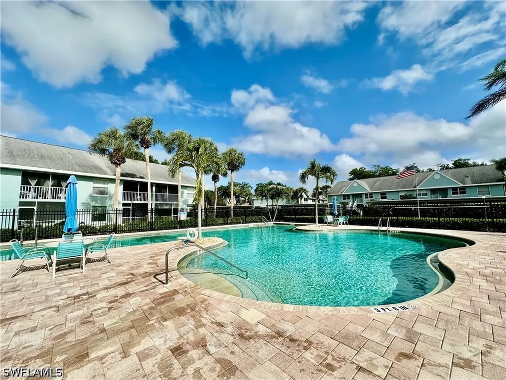 137 Wading Bird Circle Naples FL 34110
