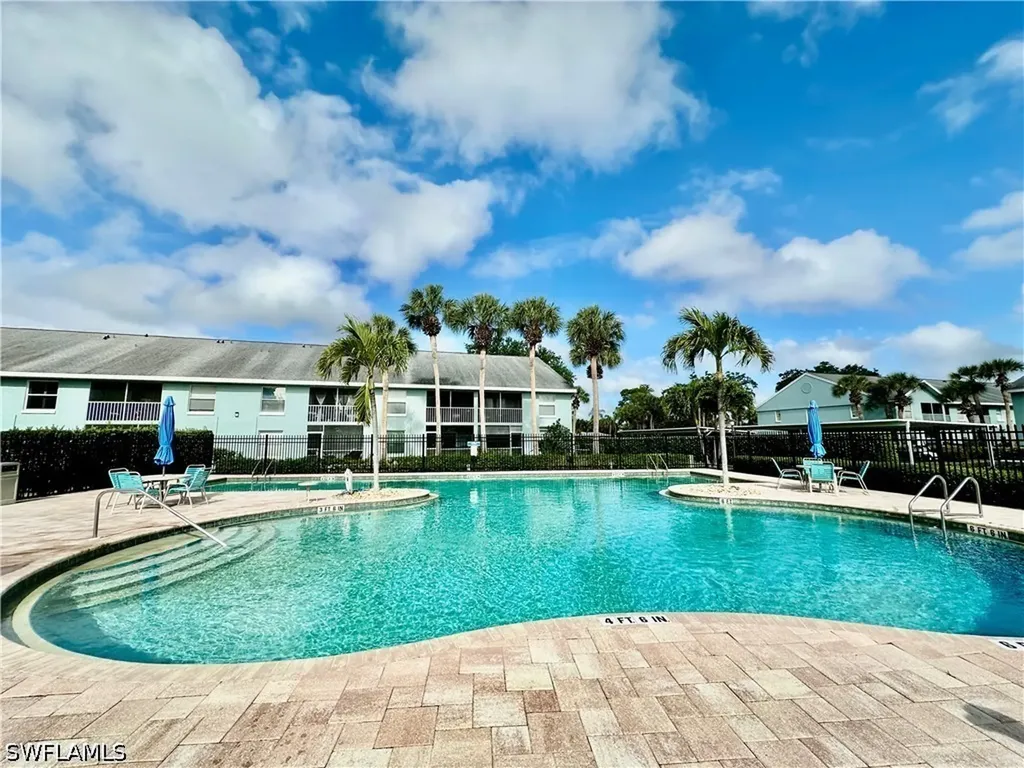 137 Wading Bird Circle Naples FL 34110