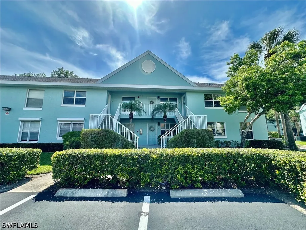 137 Wading Bird Circle Naples FL 34110