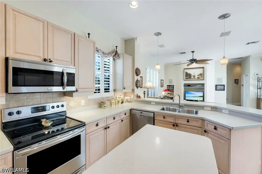4959 Bollard Court Naples FL 34112