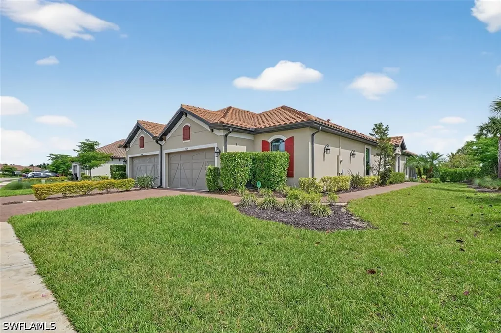 15234 Tolmino Street Naples FL 34114