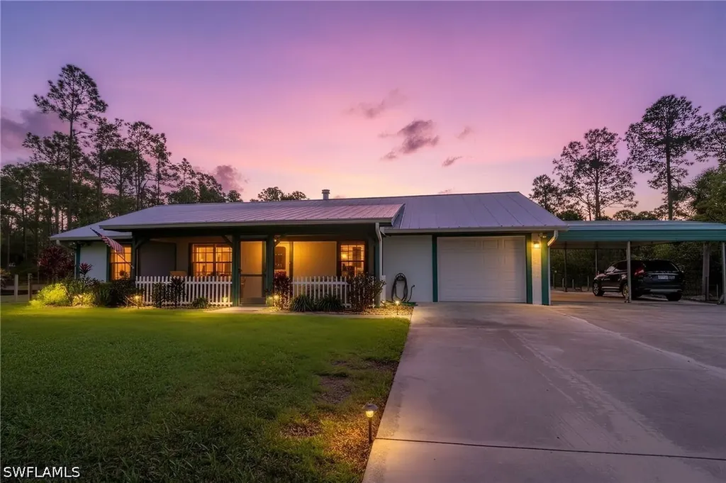 2210 19th Street SW Naples FL 34117