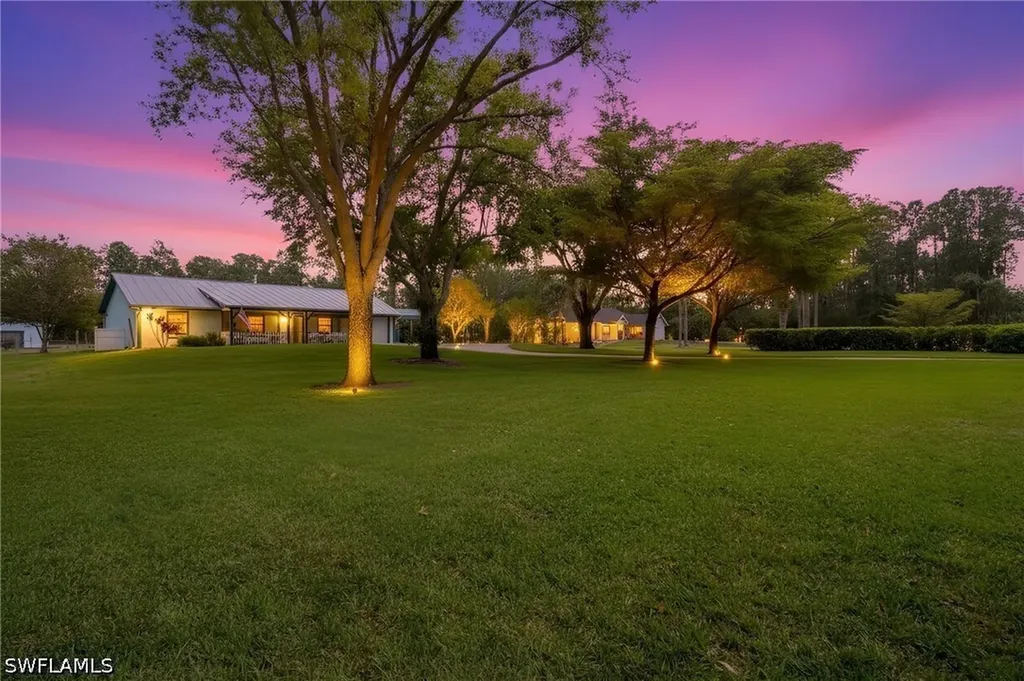 2210 19th Street SW Naples FL 34117
