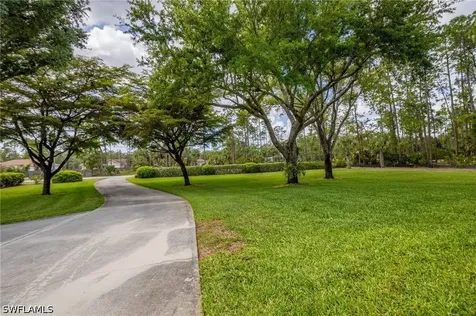 2210 19TH Street SW Naples FL 34117