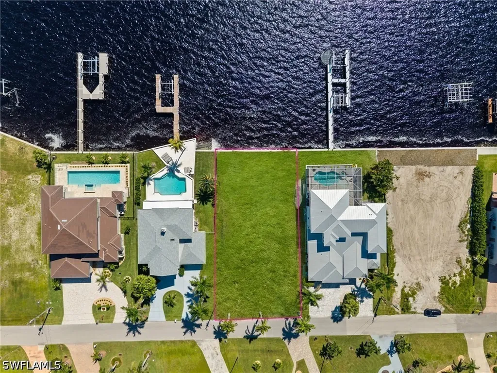1020 Dolphin Drive Cape Coral FL 33904
