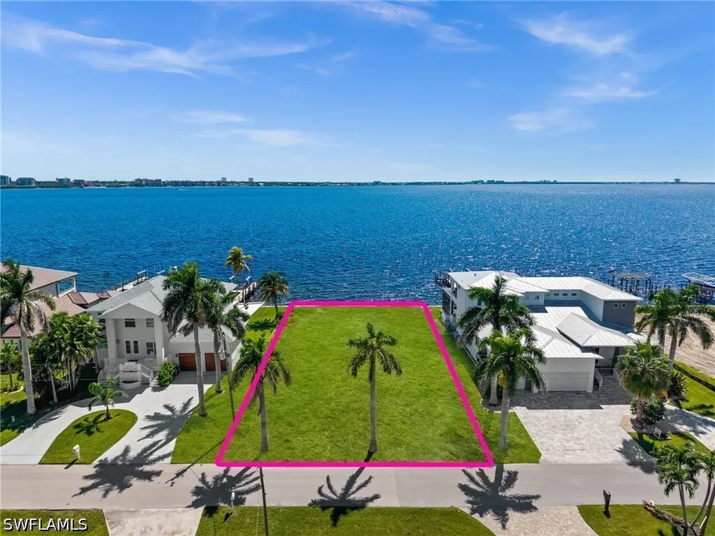 1020 Dolphin Drive Cape Coral FL 33904