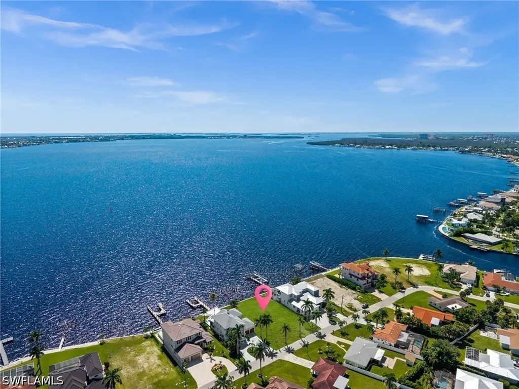 1020 Dolphin Drive Cape Coral FL 33904