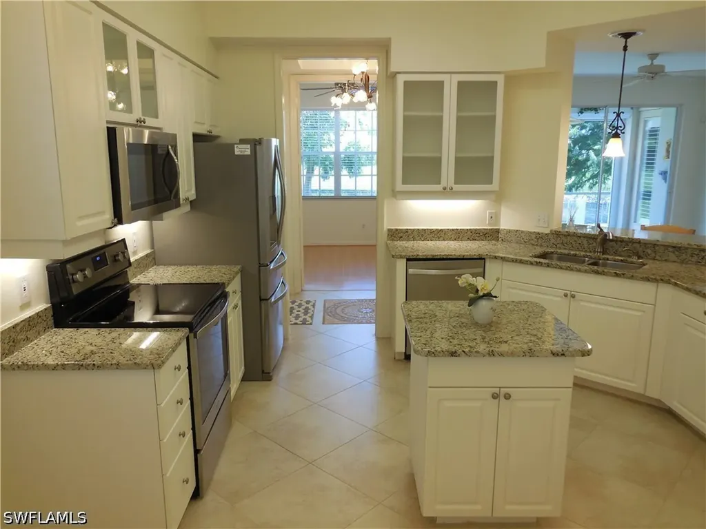 1265 Egrets Landing Naples FL 34108