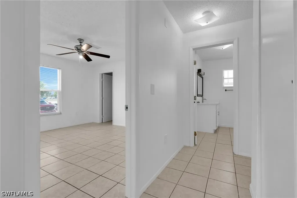 421/423 SE 24th Avenue Cape Coral FL 33990