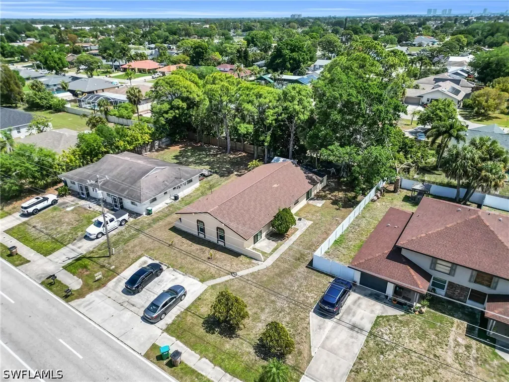 421/423 SE 24th Avenue Cape Coral FL 33990