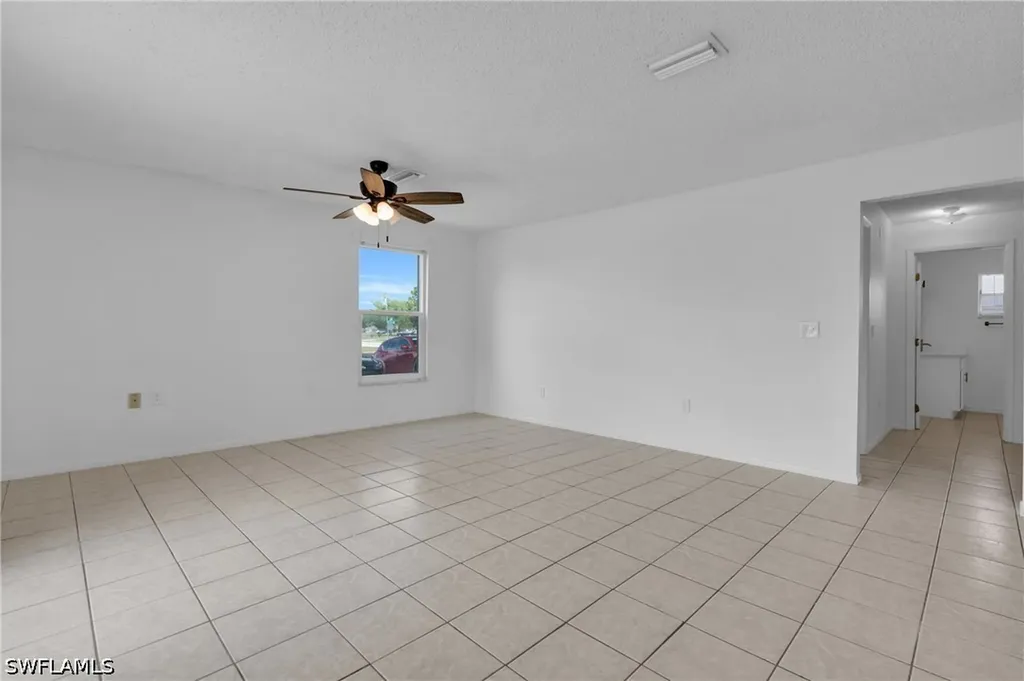 421/423 SE 24th Avenue Cape Coral FL 33990