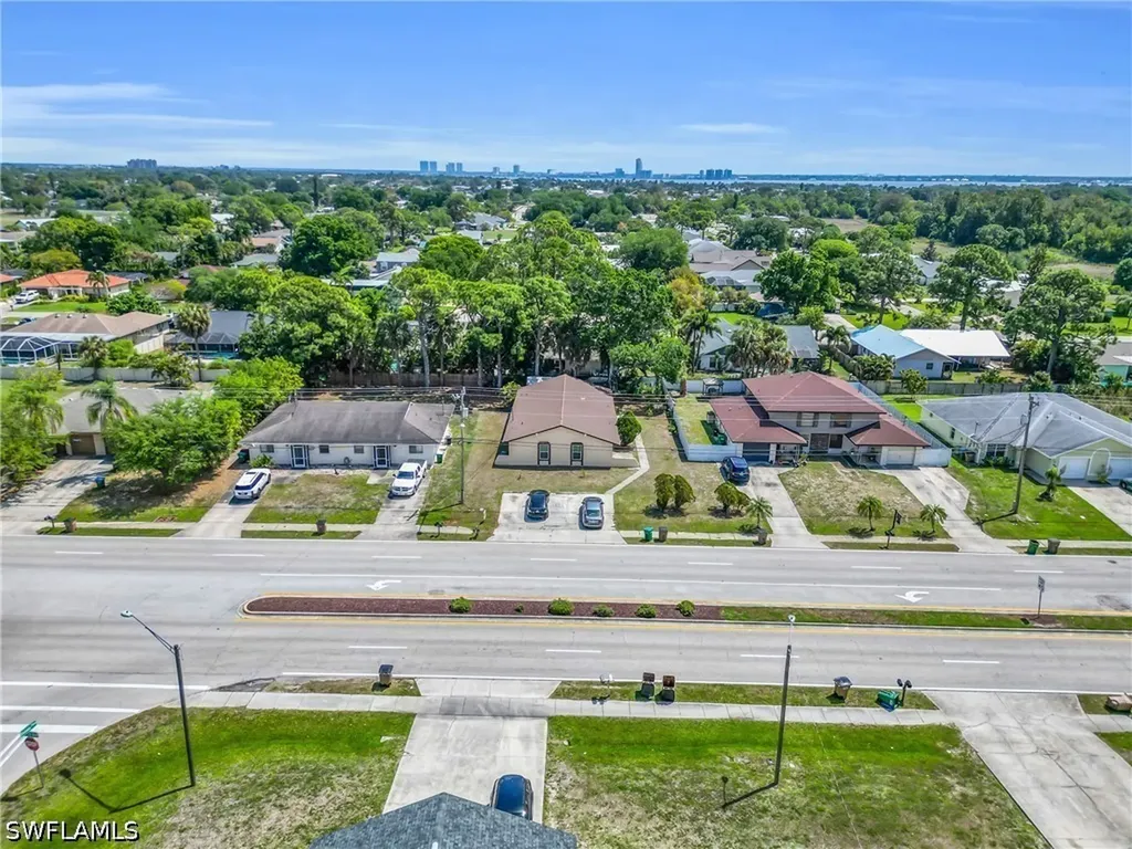 421/423 SE 24th Avenue Cape Coral FL 33990