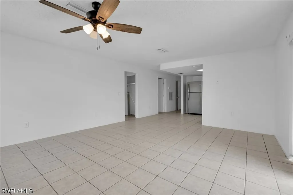 421/423 SE 24th Avenue Cape Coral FL 33990