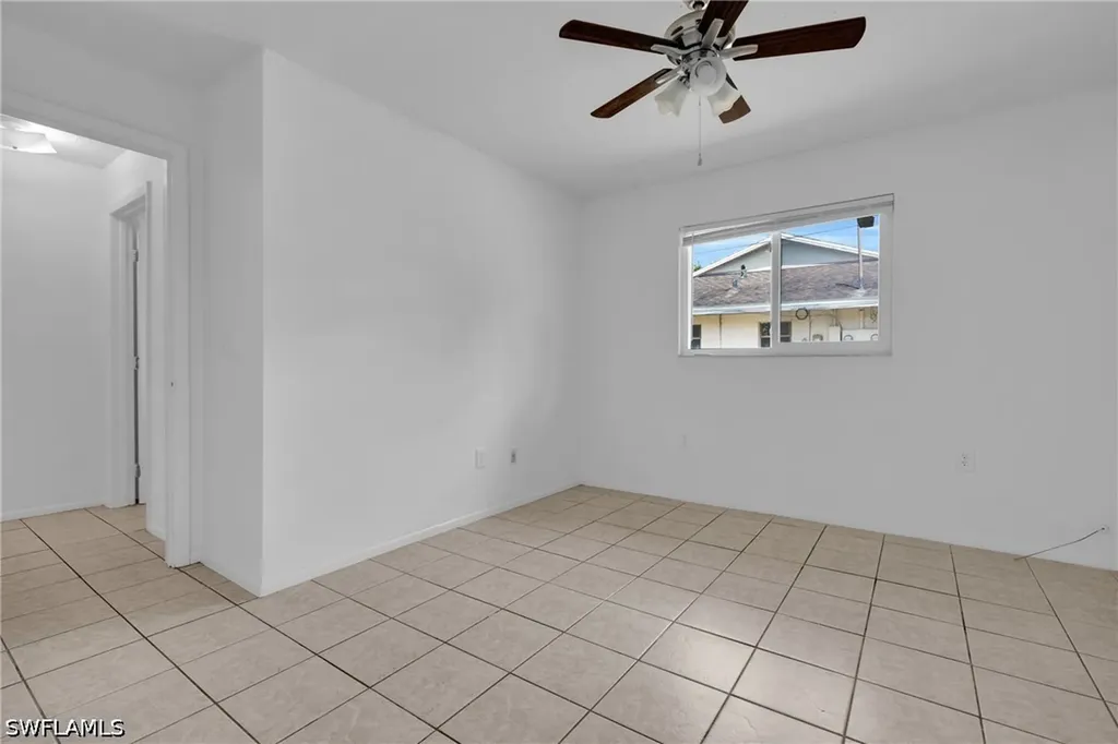 421/423 SE 24th Avenue Cape Coral FL 33990