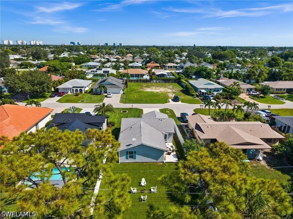 738 95th Avenue N Naples FL 34108