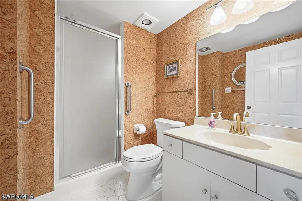 6075 Pelican Bay Boulevard Naples FL 34108