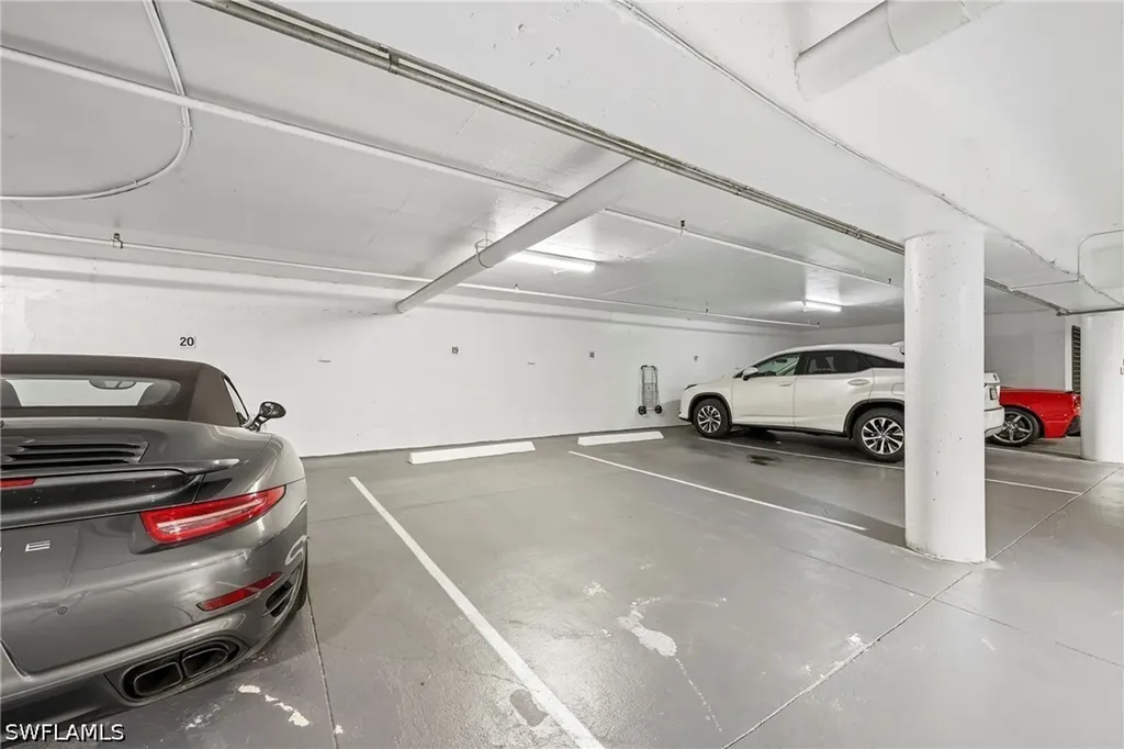 6075 Pelican Bay Boulevard Naples FL 34108