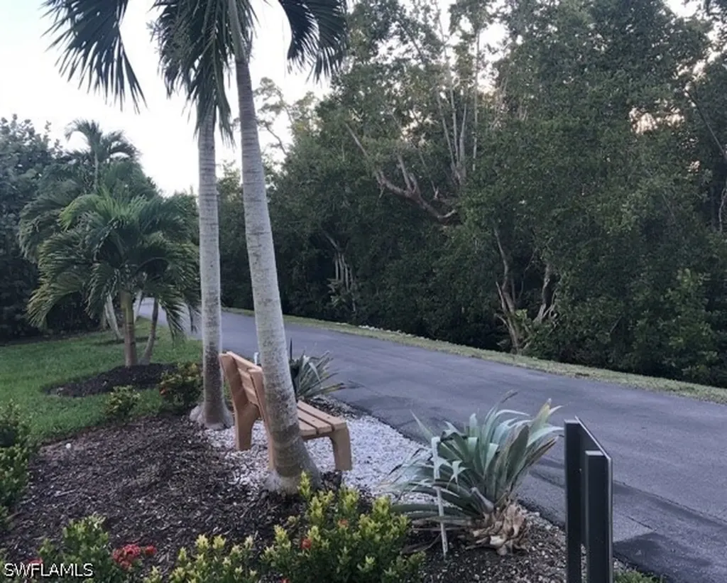 6075 Pelican Bay Boulevard Naples FL 34108
