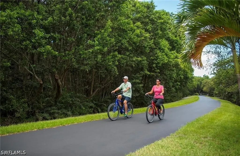 6075 Pelican Bay Boulevard Naples FL 34108