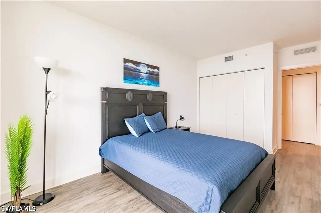 3000 Oasis Grand Boulevard Fort Myers FL 33916
