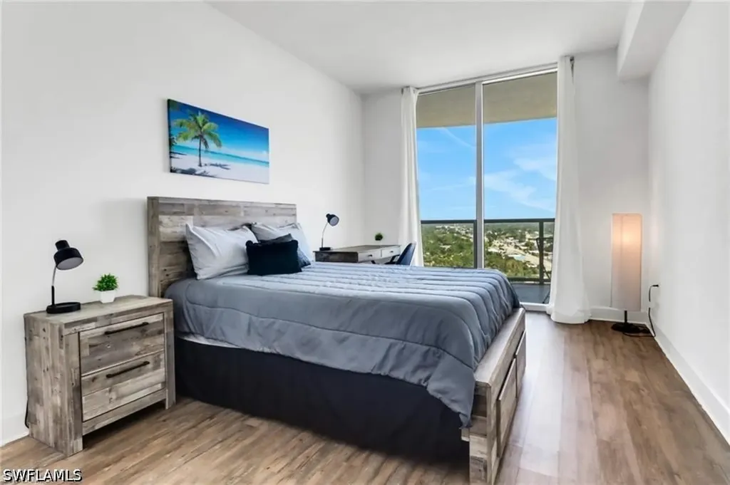 3000 Oasis Grand Boulevard Fort Myers FL 33916