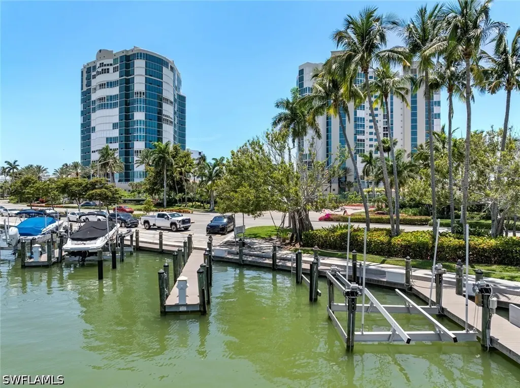 4090 Gulf Shore Boulevard N Naples FL 34103