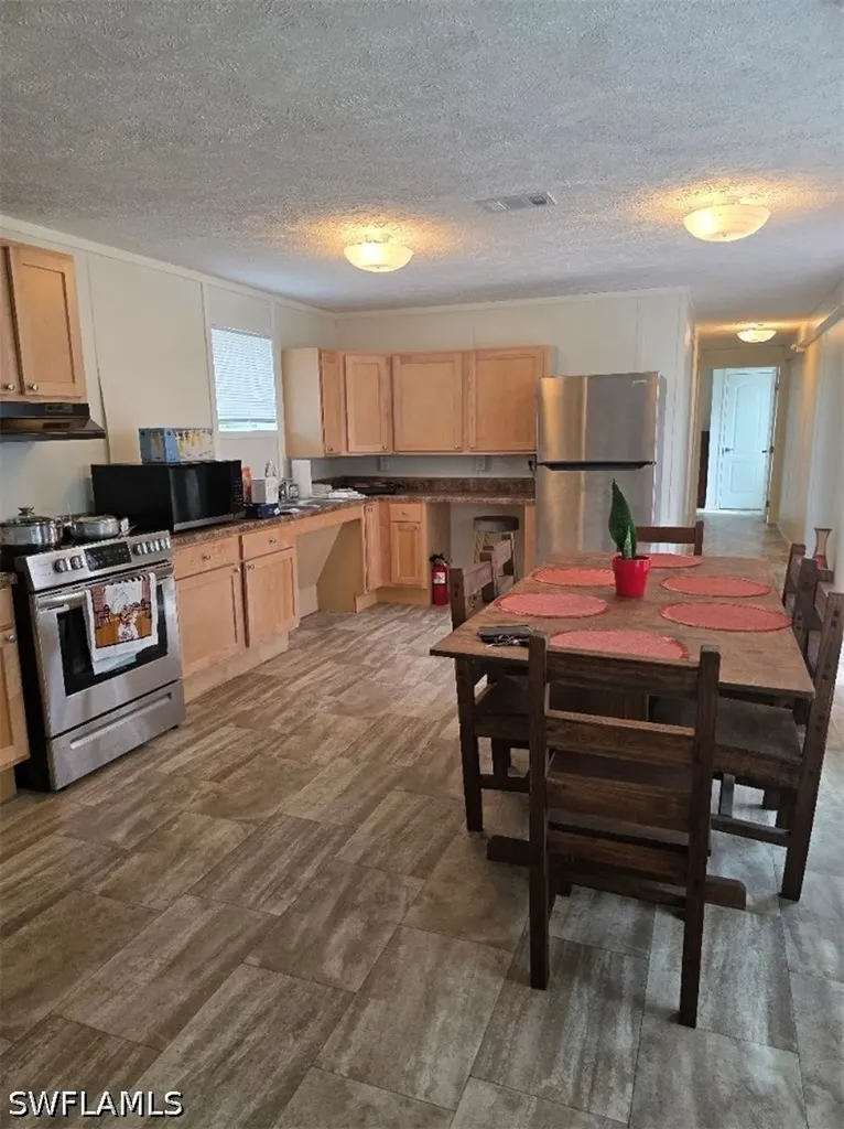8385 Marx Drive North Fort Myers FL 33917